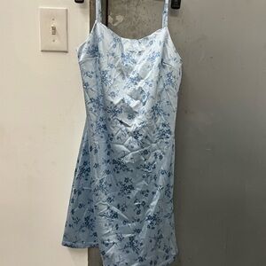 Cute mini printed satin slip dress